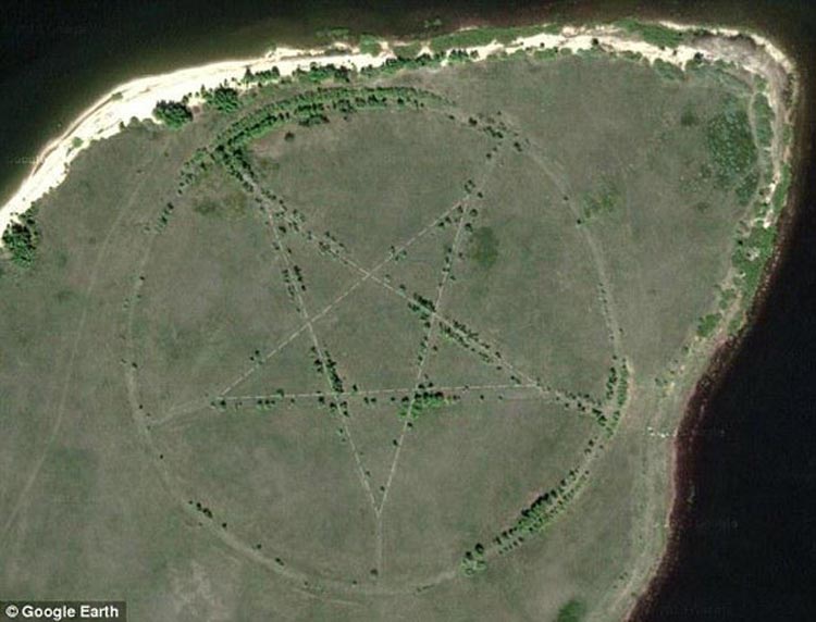 Puzzling Pentagram